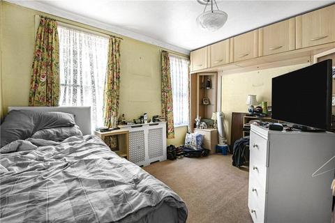 2 bedroom house for sale, Chertsey Road, Twickenham, TW1