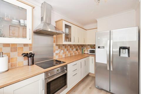 1 bedroom apartment for sale, Ferryhills Close, Watford