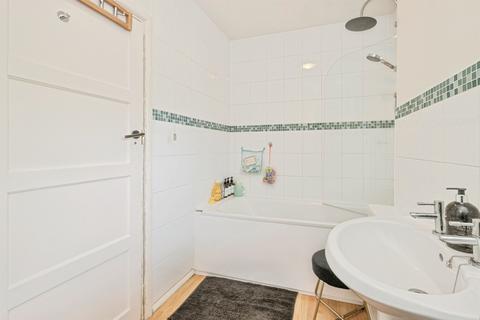 1 bedroom apartment for sale, Ferryhills Close, Watford