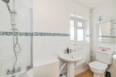 1 bedroom apartment for sale, Ferryhills Close, Watford
