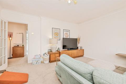 1 bedroom apartment for sale, Ferryhills Close, Watford