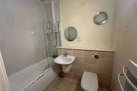 Studio for sale - View 4