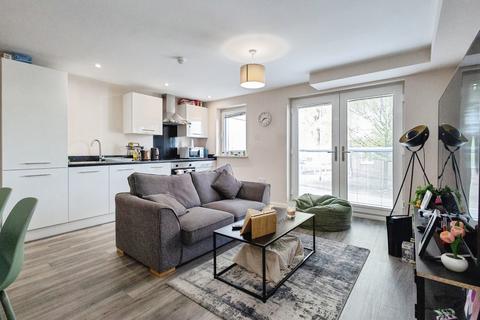 2 bedroom flat for sale, City Road, MANCHESTER, Lancashire, M15