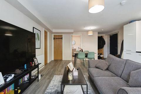 2 bedroom flat for sale, City Road, MANCHESTER, Lancashire, M15