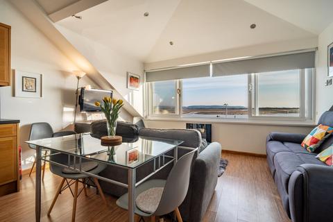 1 bedroom flat for sale, Glandovey Terrace, Otago, LL35