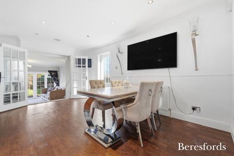 4 bedroom detached house for sale, Nags Head Lane, Brentwood, CM14