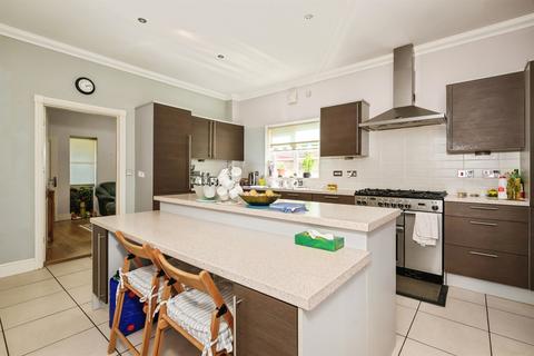 6 bedroom detached house for sale, Oliver Road, Hampton Vale, Peterborough