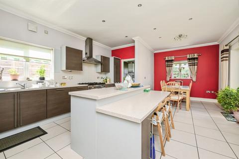 6 bedroom detached house for sale, Oliver Road, Hampton Vale, Peterborough