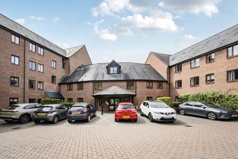 undefined, Silk Lane, Twyford, Reading, Berkshire, RG10 9GA
