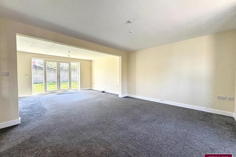 4 bedroom detached house for sale, Plas Y Brenin, Rhuddlan, LL18 5YH