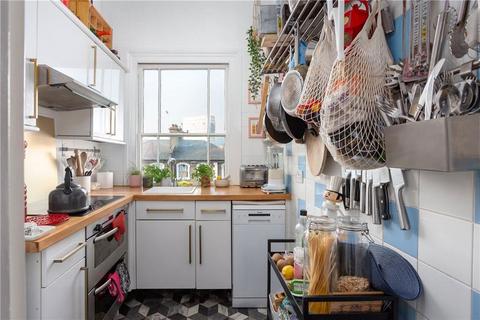 2 bedroom flat to rent, St. John's Grove, London N19