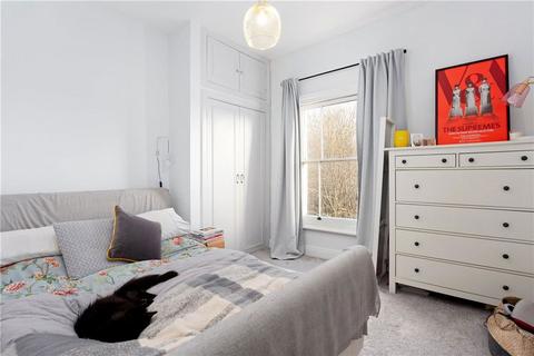 2 bedroom flat to rent, St. John's Grove, London N19
