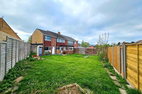 4 bedroom semi-detached house for sale, Boverton Avenue, Brockworth, GL3