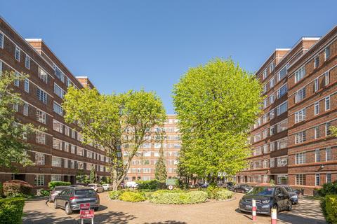 1 bedroom flat to rent, Du Cane Court, Balham, London, SW17