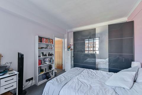 1 bedroom flat to rent, Du Cane Court, Balham, London, SW17