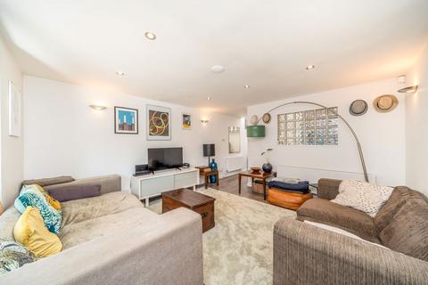 undefined, Ashby Road, Brockley