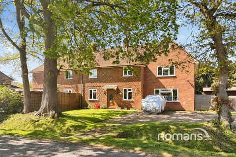 4 bedroom semi-detached house for sale, Moulsham Copse Lane, Yateley, Hampshire