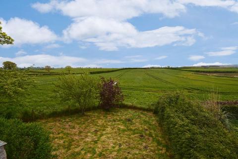 3 bedroom semi-detached house to rent, Bridge Sollars, Hereford
