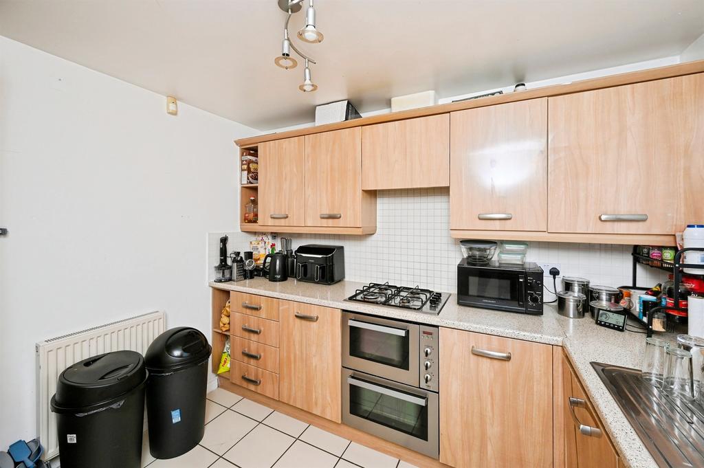 House in Nottingham, Cinderhill, Nottinghamshire - View 4