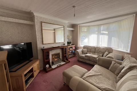 3 bedroom semi-detached house for sale, Furnace Grove, Bradford BD12