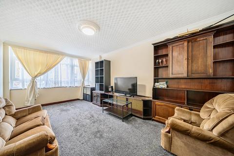 2 bedroom apartment for sale, Woodhill, Woolwich