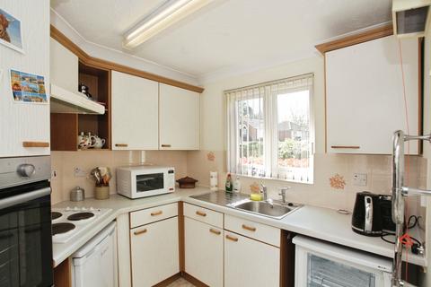 2 bedroom apartment for sale, Ross Court, Rugby CV21