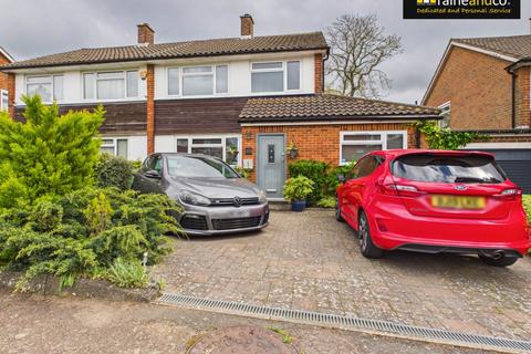 4 bedroom semi-detached house for sale, Tiverton Road, Potters Bar
