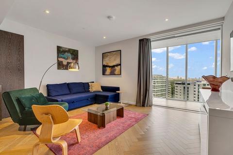 1 bedroom flat for sale, Circus Road West, London SW11