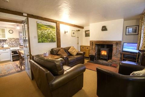 2 bedroom detached house for sale, Llidiartywaun, Llanidloes, Powys, SY18