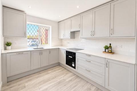 4 bedroom detached house for sale, Rustic Close, Peacehaven