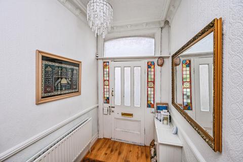 4 bedroom end of terrace house for sale, Streatham Avenue, Liverpool, Merseyside, L18