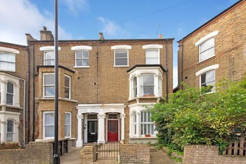2 bedroom flat for sale, Tremlett Grove, London N19