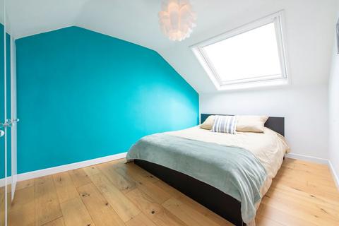 2 bedroom flat for sale, Tremlett Grove, London N19