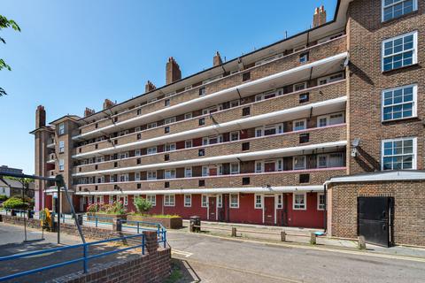 Green Hundred Road, Peckham, London, SE15