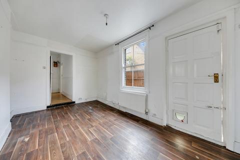 3 bedroom end of terrace house for sale, London E17