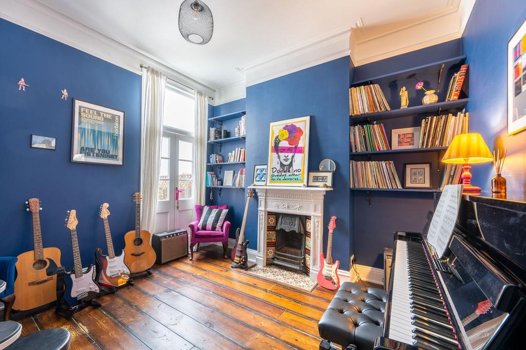 Living room, fireplace