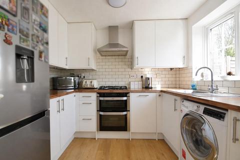 2 bedroom end of terrace house for sale, Barleycroft, Buntingford