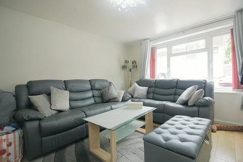5 bedroom semi-detached house for sale, Grey Friar Walk, Bradford, BD7