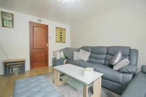 5 bedroom semi-detached house for sale, Grey Friar Walk, Bradford, BD7