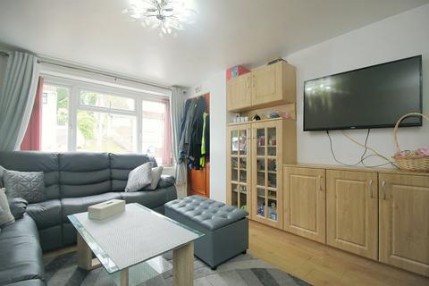 5 bedroom semi-detached house for sale, Grey Friar Walk, Bradford, BD7