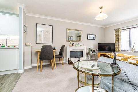 1 bedroom flat for sale, Wickham Road, Croydon, CR0