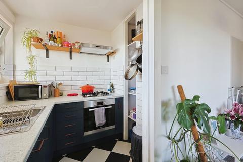 1 bedroom flat for sale, Battersea Church Road, Battersea, London, SW11