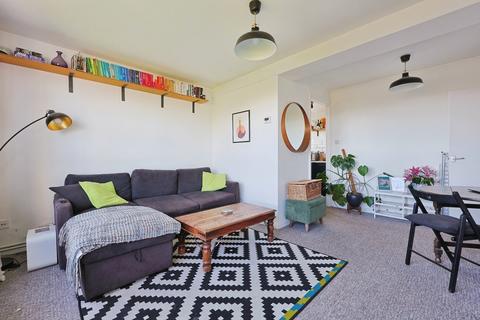 1 bedroom flat for sale, Battersea Church Road, Battersea, London, SW11