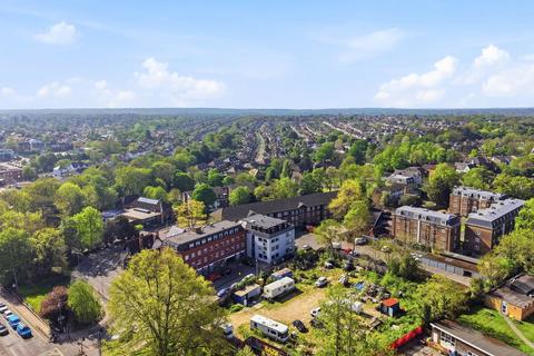 1 bedroom flat for sale, Park Terrace, Worcester Park KT4