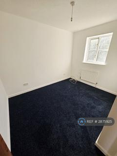3 bedroom semi-detached house to rent, Weymouth Close, London, E6