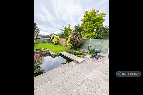 1 bedroom in a house share to rent, Baddow Road, Chelmsford, CM2