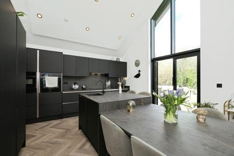undefined, Off the Avenue, Nottinghamshire NG17