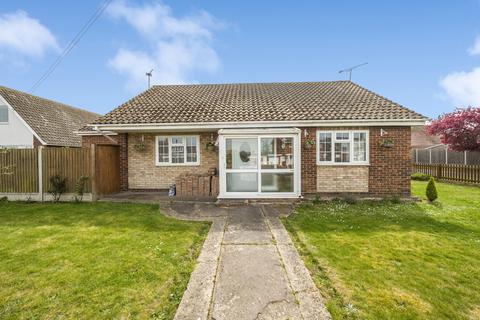 2 bedroom bungalow for sale, Frinton Road, Holland-on-Sea, Clacton-on-Sea