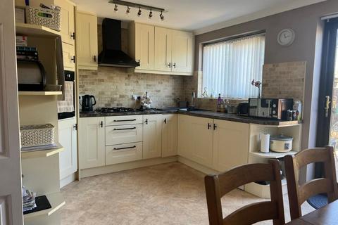 2 bedroom terraced house for sale, Hall Lane, WALTON ON THE NAZE, CO14
