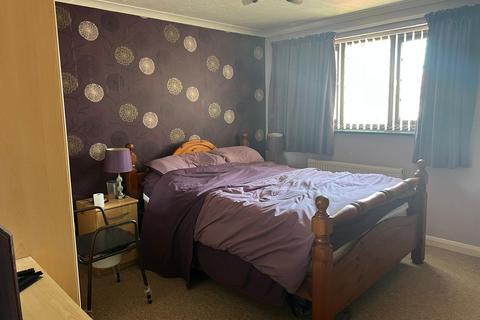 2 bedroom terraced house for sale, Hall Lane, WALTON ON THE NAZE, CO14